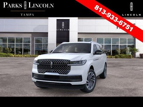 New 2026 Lincoln Navigator Reserve AWD/4WD image 2