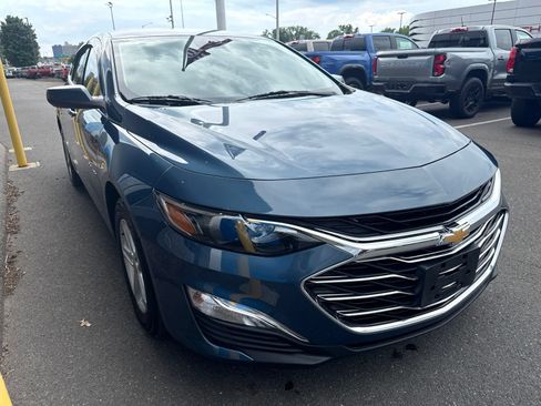 Used 2024 Chevrolet Malibu LS FWD image 4