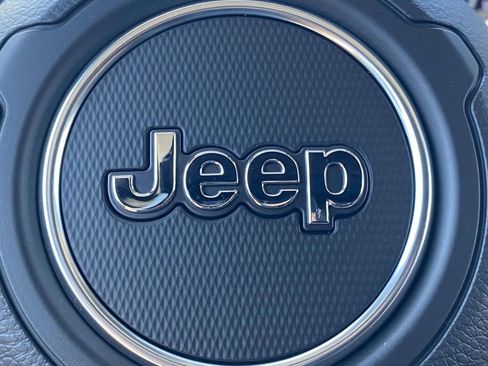 New 2026 Jeep Gladiator Sport AWD/4WD image 28