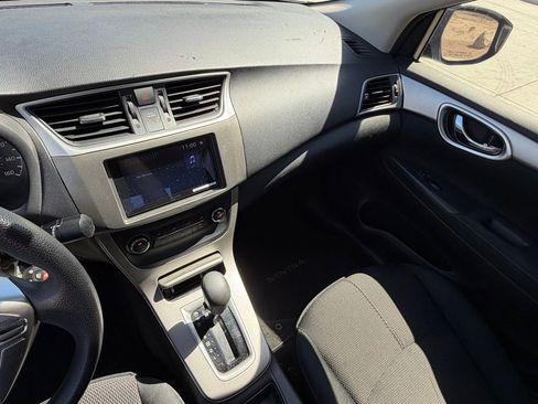 Used 2015 Nissan Sentra S image 24