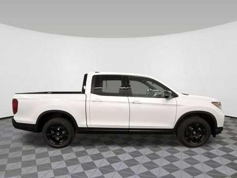 New 2026 Honda Ridgeline Black Edition image 6