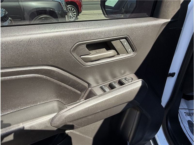 Used 2023 Chevrolet Colorado W/T RWD image 17