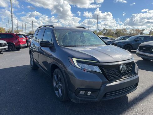 Used 2021 Honda Passport Touring image 1