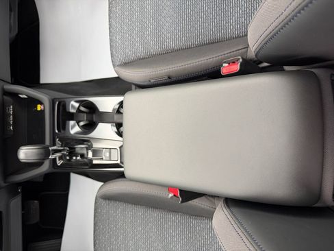 Used 2026 Subaru Forester Premium AWD/4WD image 23