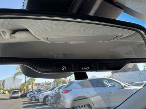 Used 2022 Kia Niro EX FWD image 39