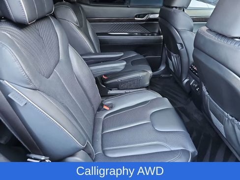 Used 2025 Hyundai Palisade Calligraphy AWD/4WD image 17