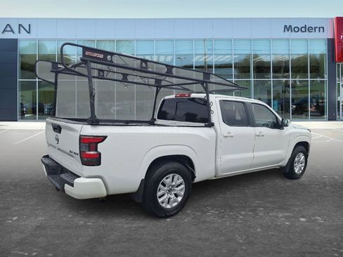 Used 2023 Nissan Frontier SV w/ Technology Package AWD/4WD image 5