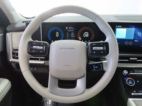 Used 2024 Hyundai Santa Fe SEL image 8