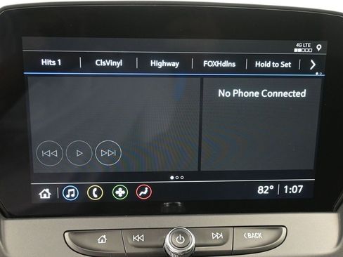 Used 2023 Chevrolet Blazer LT FWD image 11