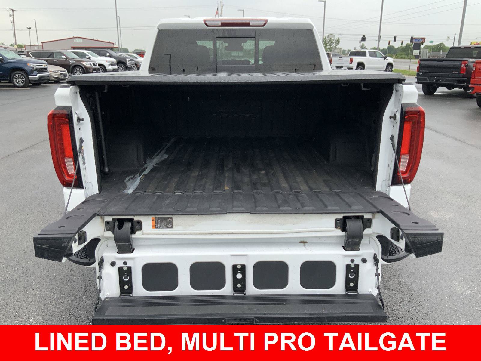 Used 2023 GMC Sierra 1500 AT4 w/ AT4 Premium Package AWD/4WD image 11