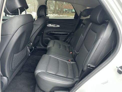 Used 2025 Genesis GV70 2.5T image 22