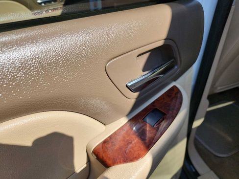 Used 2014 Chevrolet Silverado 3500 LTZ w/ LTZ Plus Package image 33