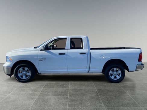 Used 2024 RAM 1500 Classic SLT image 2