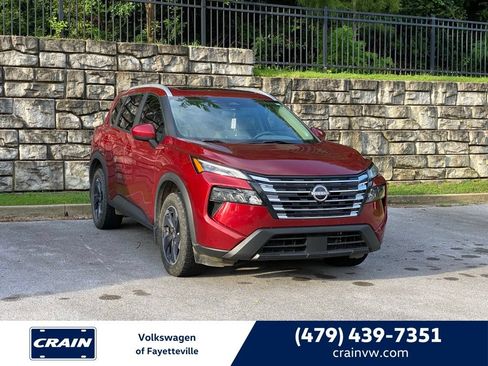 Used 2024 Nissan Rogue SV w/ SV Premium Package FWD image 1