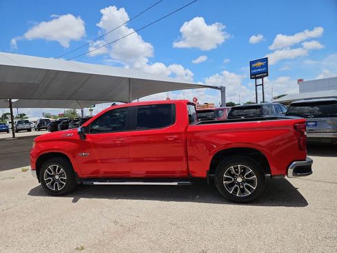 Used 2023 Chevrolet Silverado 1500 LT w/ Z71 Off-Road Package AWD/4WD image 5