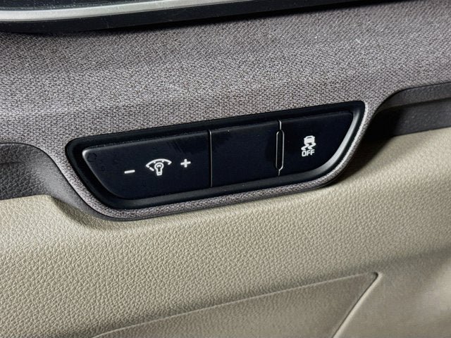 Certified 2026 Kia Carnival EX FWD image 10