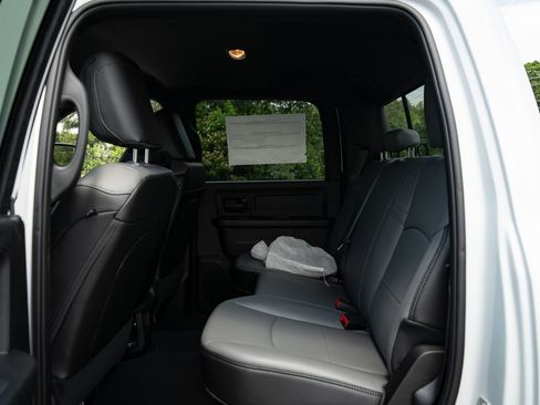 New 2026 RAM 3500 Tradesman AWD/4WD image 18