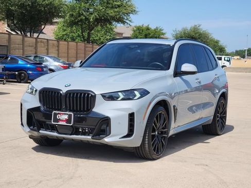Used 2024 BMW X5 xDrive40i w/ M Sport Package AWD/4WD image 12