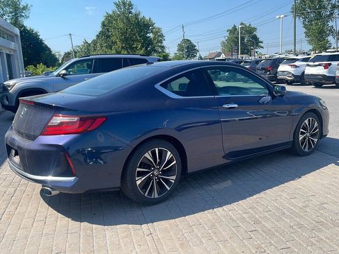 Used 2016 Honda Accord EX image 5