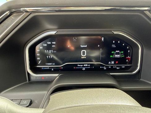 Used 2024 GMC Sierra 1500 Elevation w/ Elevation Premium Package AWD/4WD image 7
