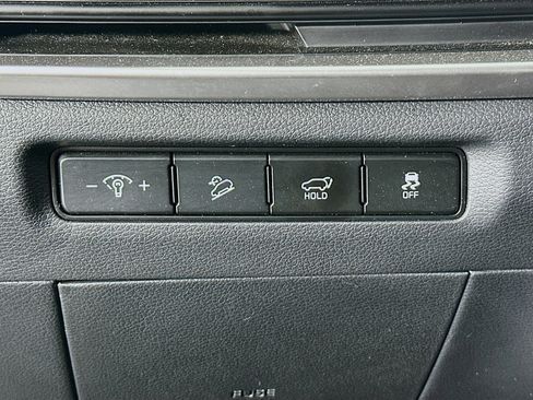 Used 2025 Kia Telluride S image 17