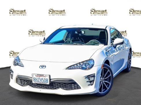Used 2019 Toyota 86 RWD image 1