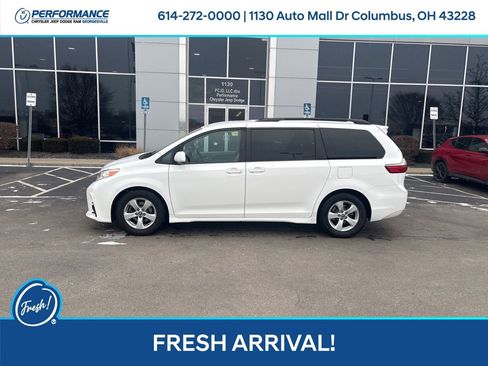 Used 2020 Toyota Sienna LE image 7