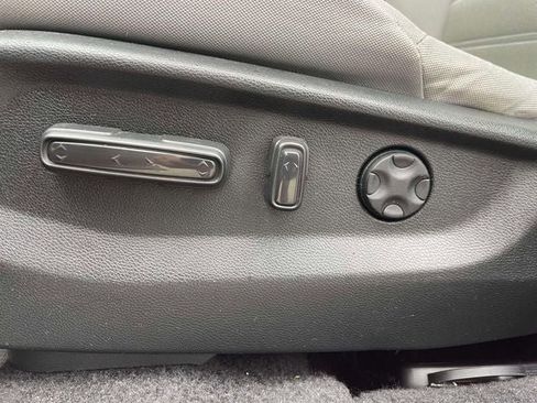 Used 2022 Honda CR-V EX image 18