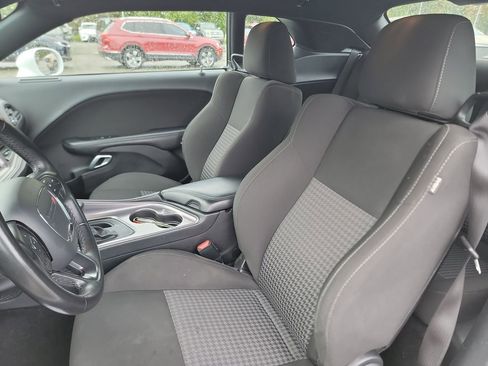 Used 2023 Dodge Challenger GT image 13