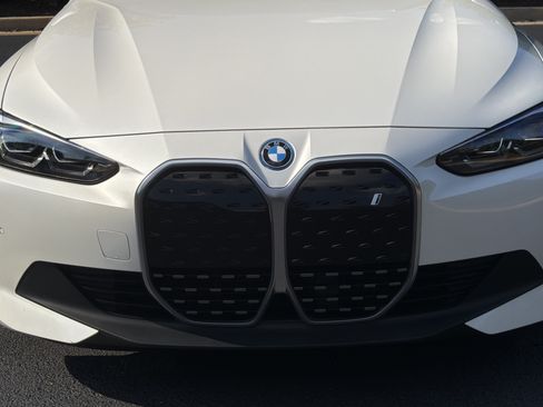 Used 2023 BMW i4 eDrive40 w/ Premium Package RWD image 20