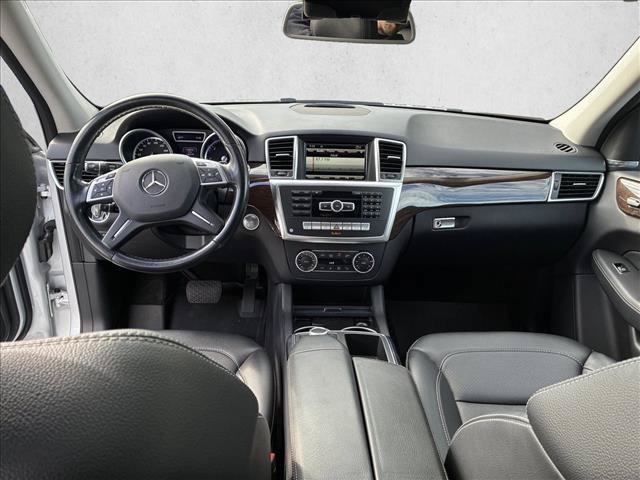 Used 2014 Mercedes-Benz ML 350 BlueTEC 4MATIC image 16