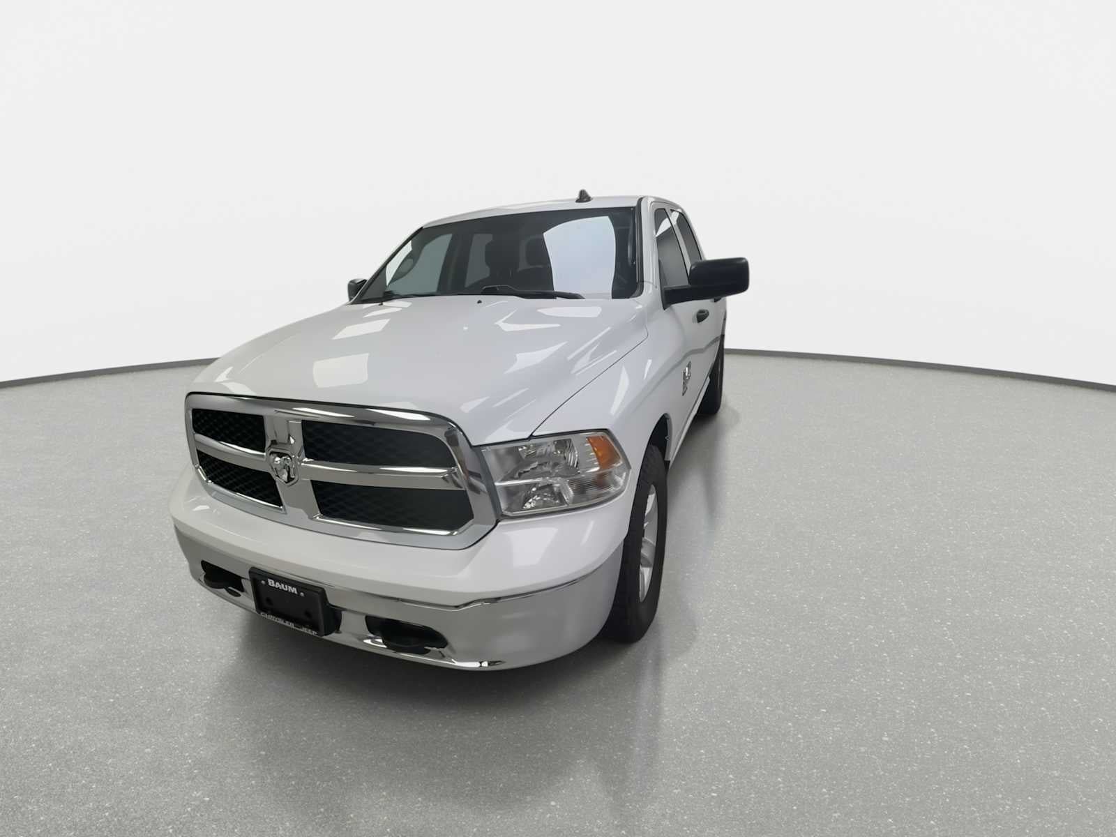 Used 2022 RAM 1500 Classic SLT w/ Electronics Group AWD/4WD image 4