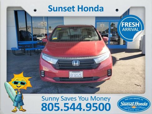 Certified 2022 Honda Odyssey Touring image 4