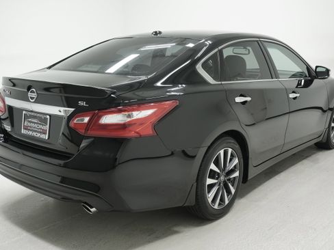 Used 2016 Nissan Altima 2.5 SL FWD image 4