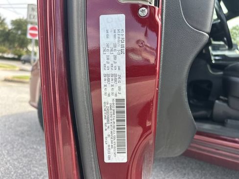 Used 2019 Dodge Grand Caravan GT w/ Safety Sphere Group FWD image 22