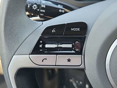 Certified 2025 Hyundai Elantra Blue image 22