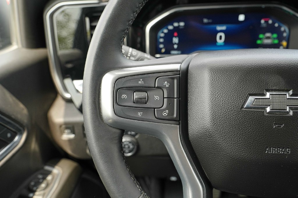Used 2024 Chevrolet Silverado 1500 RST AWD/4WD image 36
