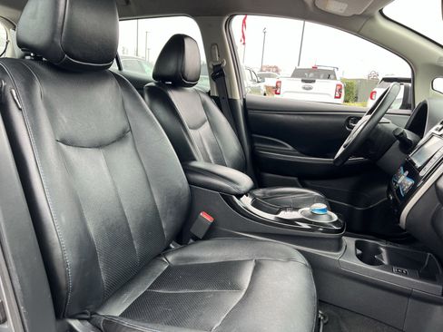 Used 2016 Nissan Leaf SL w/ Premium Package image 26