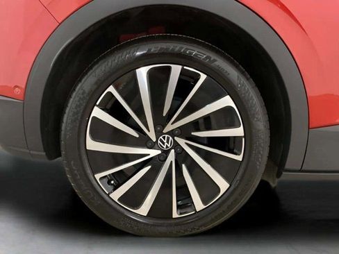 Used 2024 Volkswagen ID.4 S image 30