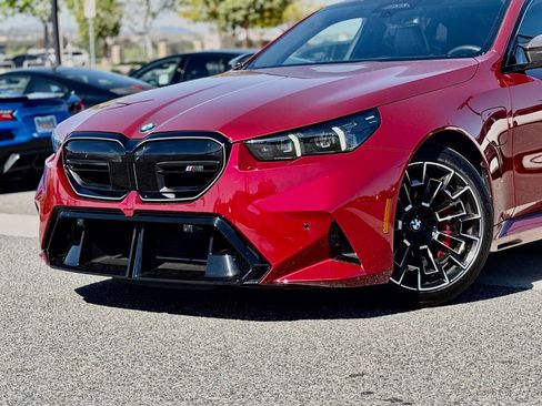 Used 2026 BMW M5 w/ Carbon Package AWD/4WD image 3