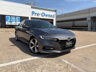 Used 2018 Honda Accord Touring video 1