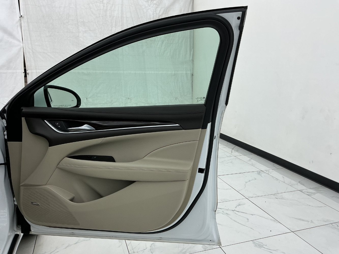 Used 2017 Buick LaCrosse Essence w/ Sun and Shade Package FWD image 19