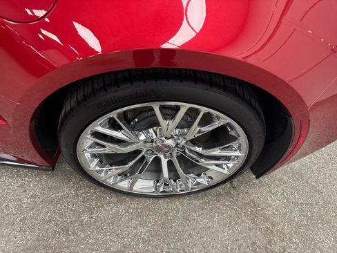 Used 2015 Chevrolet Corvette Z06 w/ 3LZ Preferred Equipment Group image 22