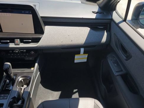 New 2026 Subaru Outback Limited AWD/4WD image 17