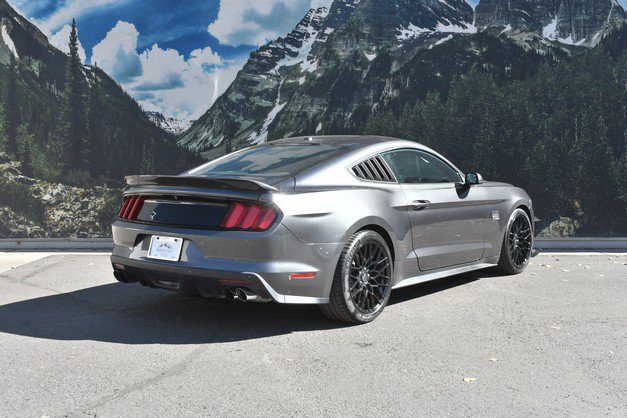 Used 2015 Ford Mustang GT Premium w/ GT Performance Package RWD image 3