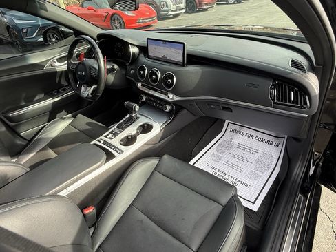 Used 2022 Kia Stinger GT1 image 26