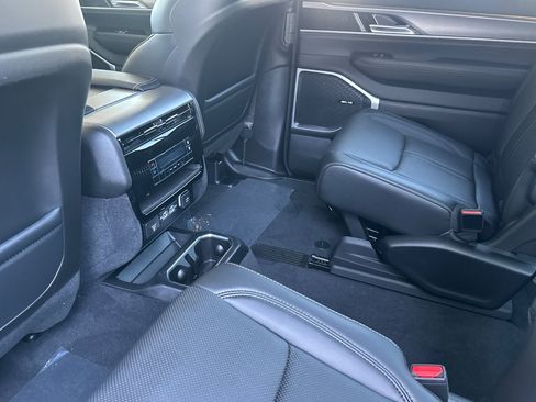 New 2026 Jeep Grand Wagoneer L 4WD image 11