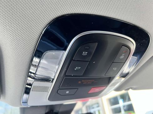 Used 2022 Hyundai Santa Fe SEL w/ Cargo Package image 31