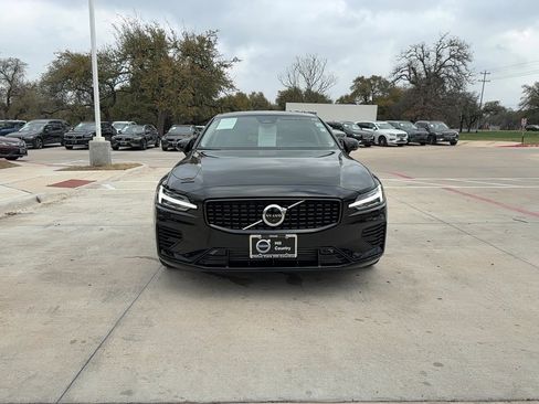 Certified 2023 Volvo S60 T8 Plus image 8