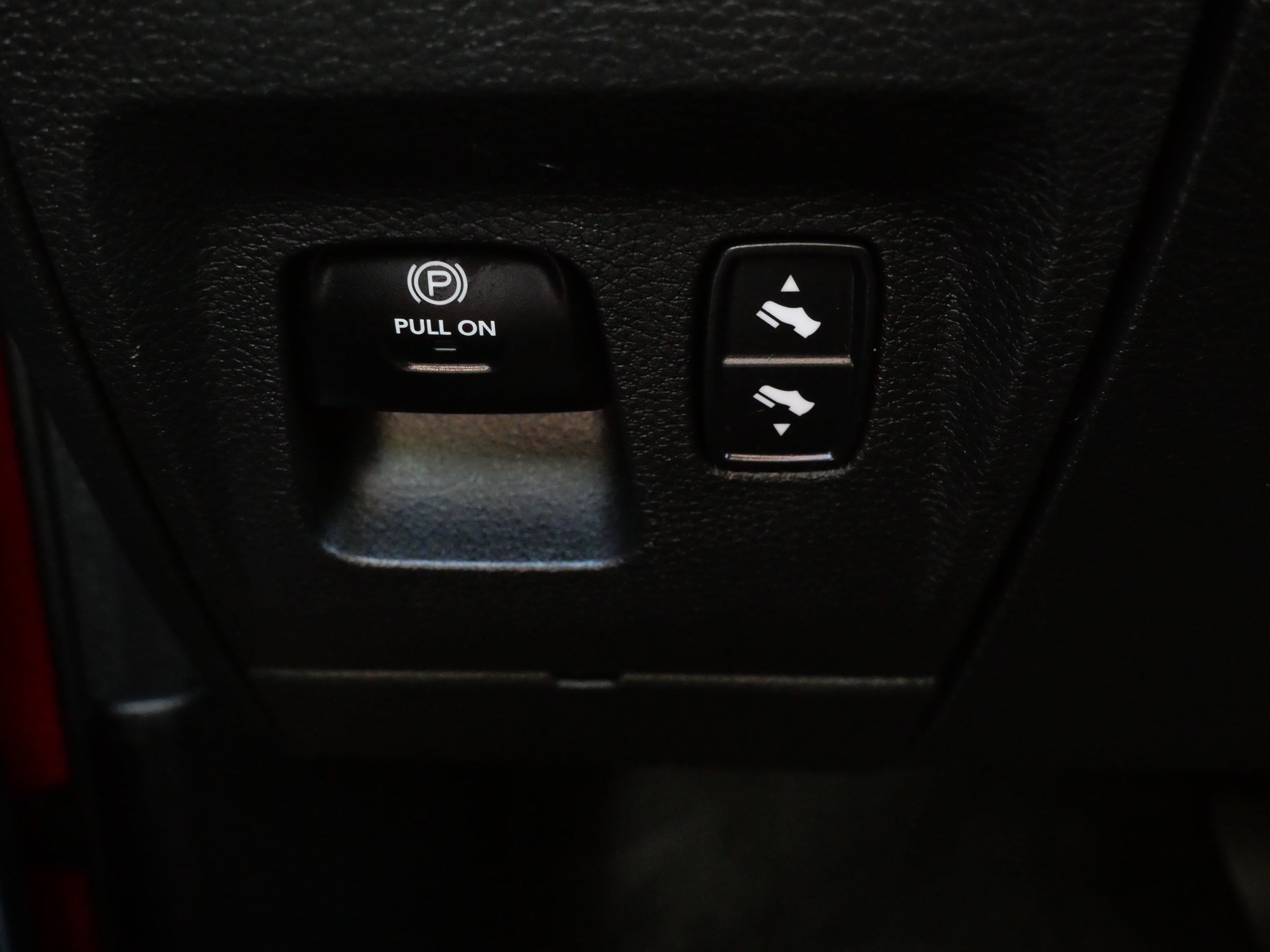 Used 2023 RAM 1500 Laramie AWD/4WD image 28